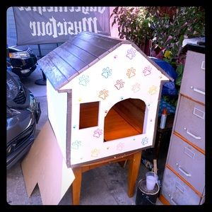 Dog house